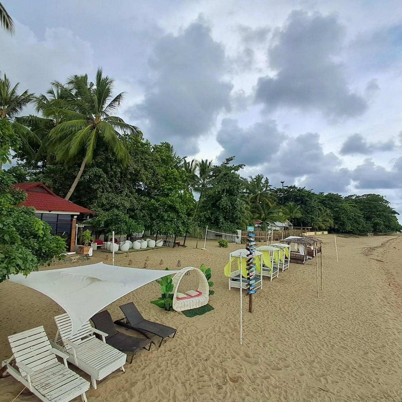 Brazaville Beach Resort Hinoba-an Bagian luar foto